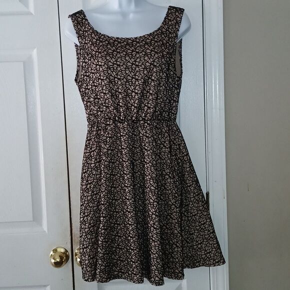 Live to be Spoiled black tan sleeveless bow accent dress Sz XL NWOT - Picture 1 of 8
